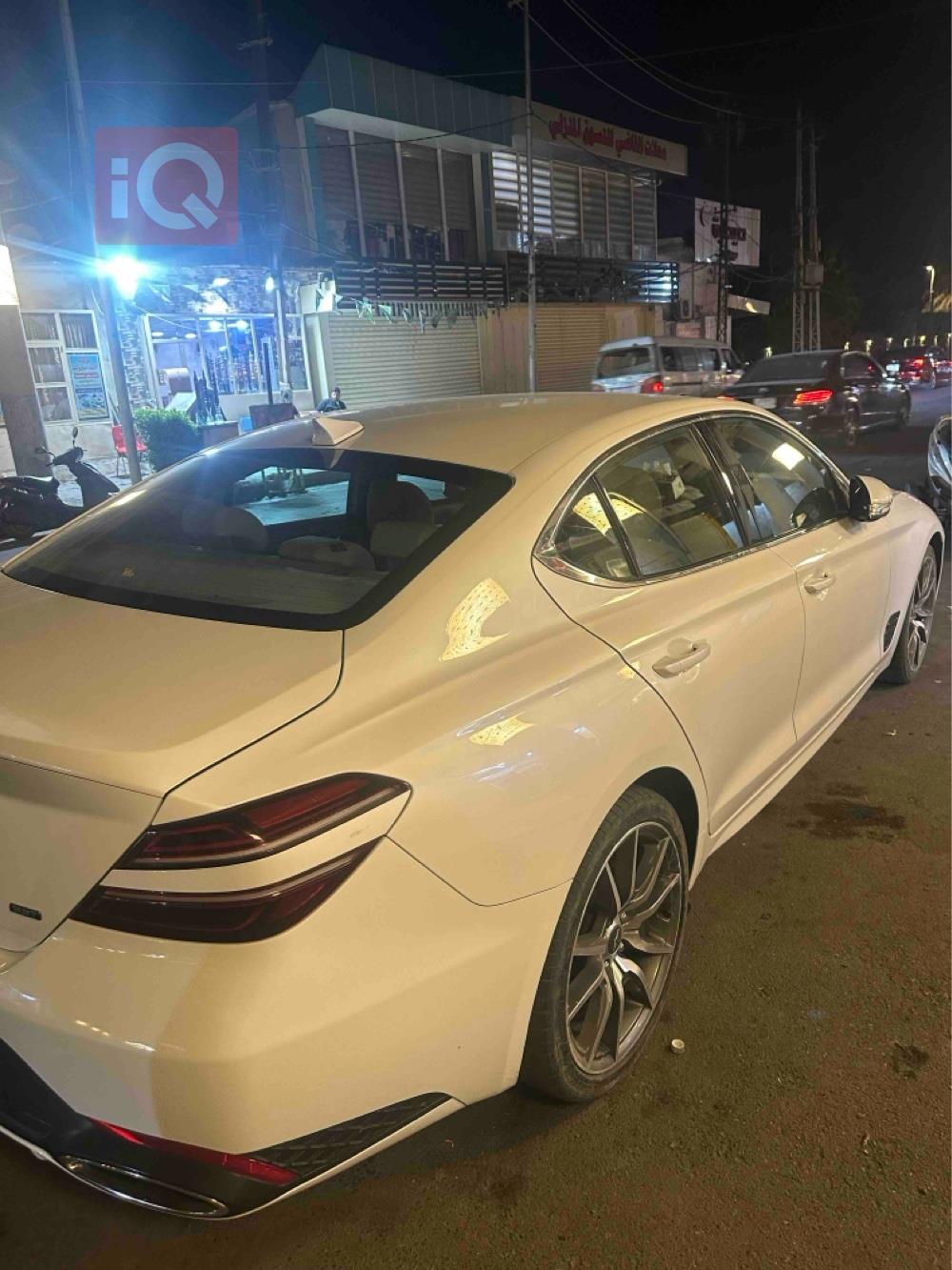 جێنسس G70